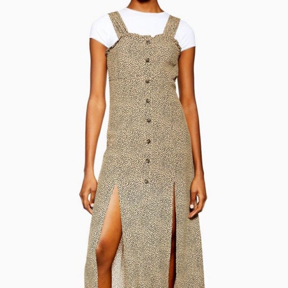 ✨ TOPSHOP animal print button up maxi dress ✨